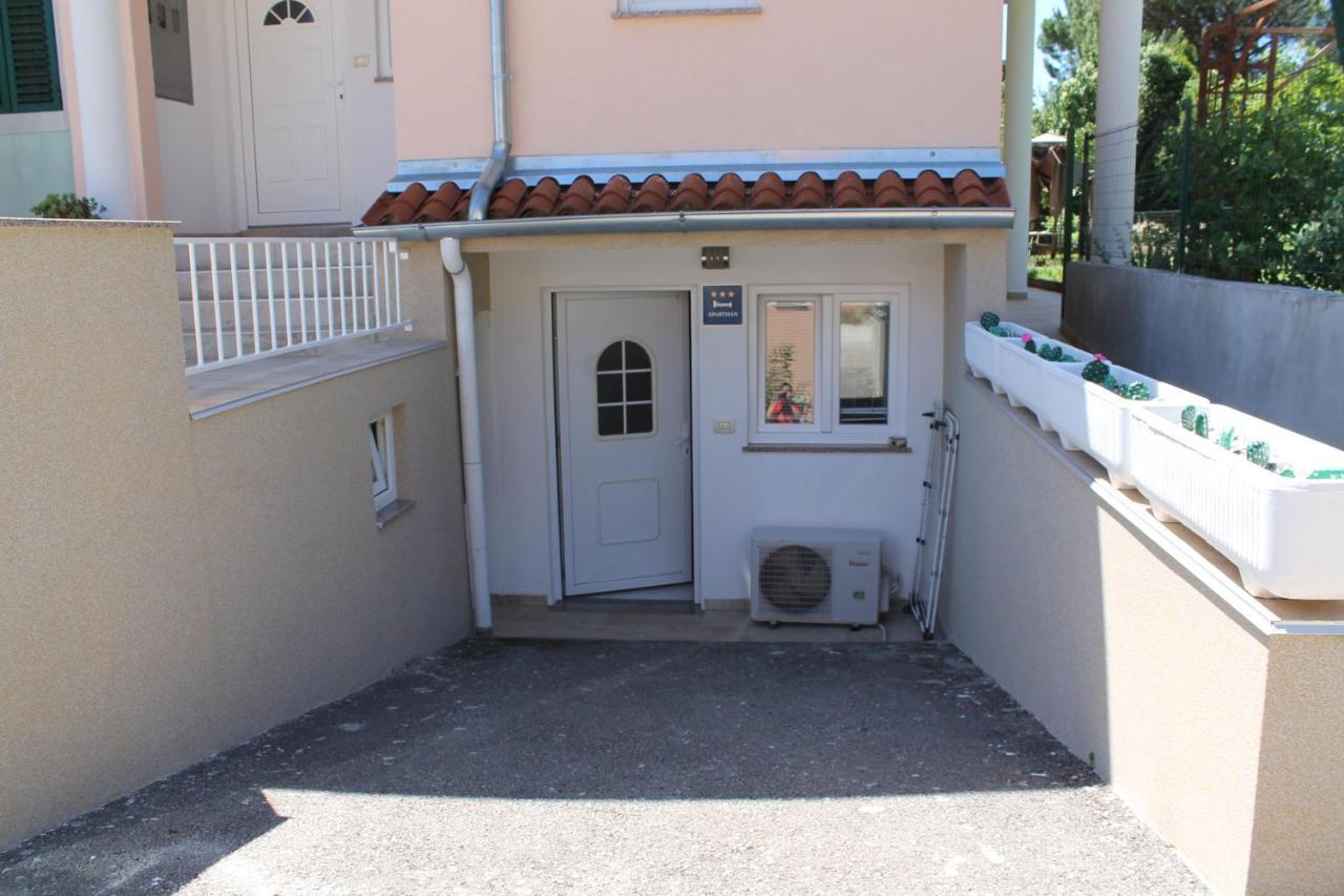 Apartment Frleta Umag Bagian luar foto